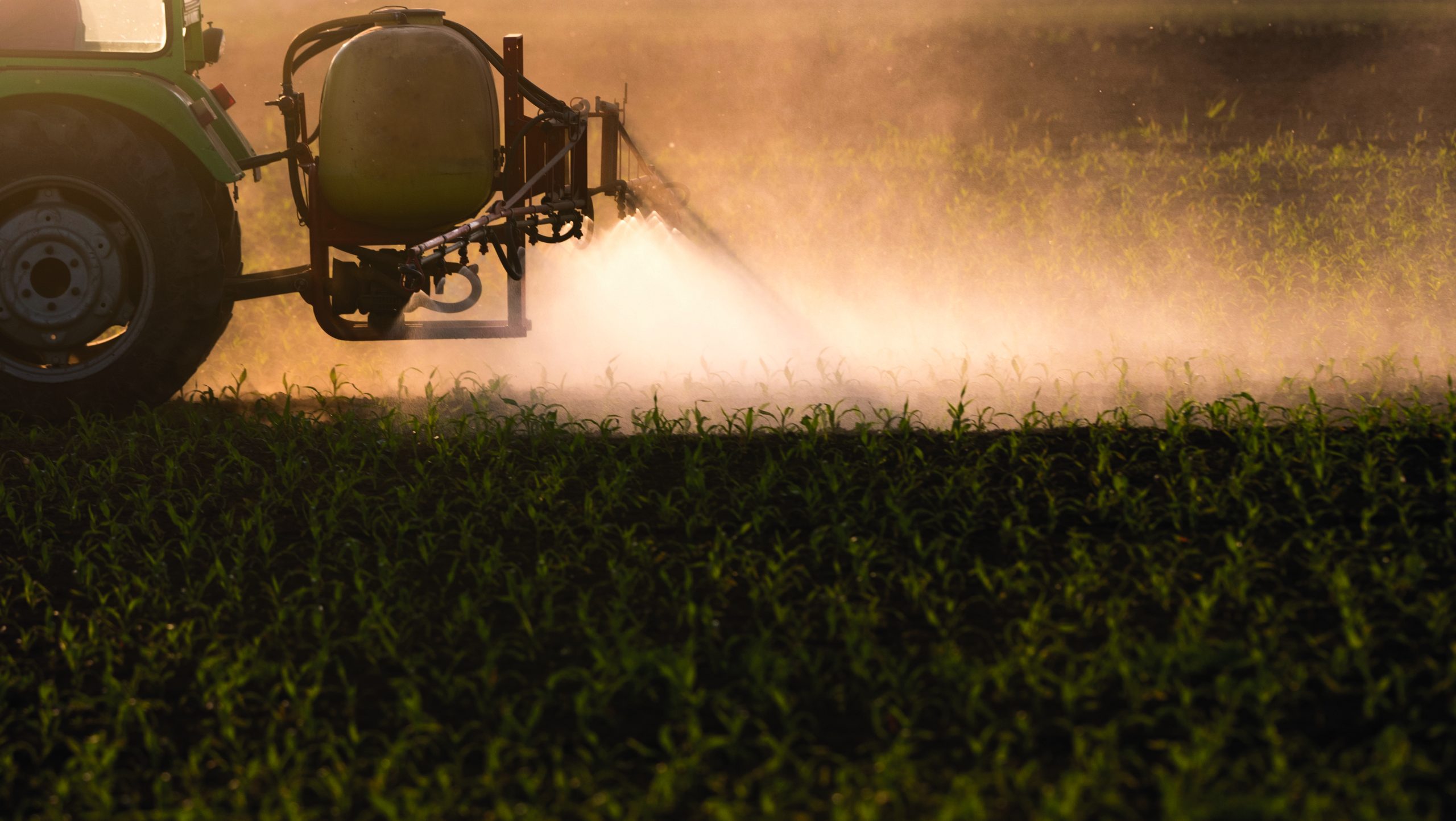 UE, linea dura sull'uso dei pesticidi