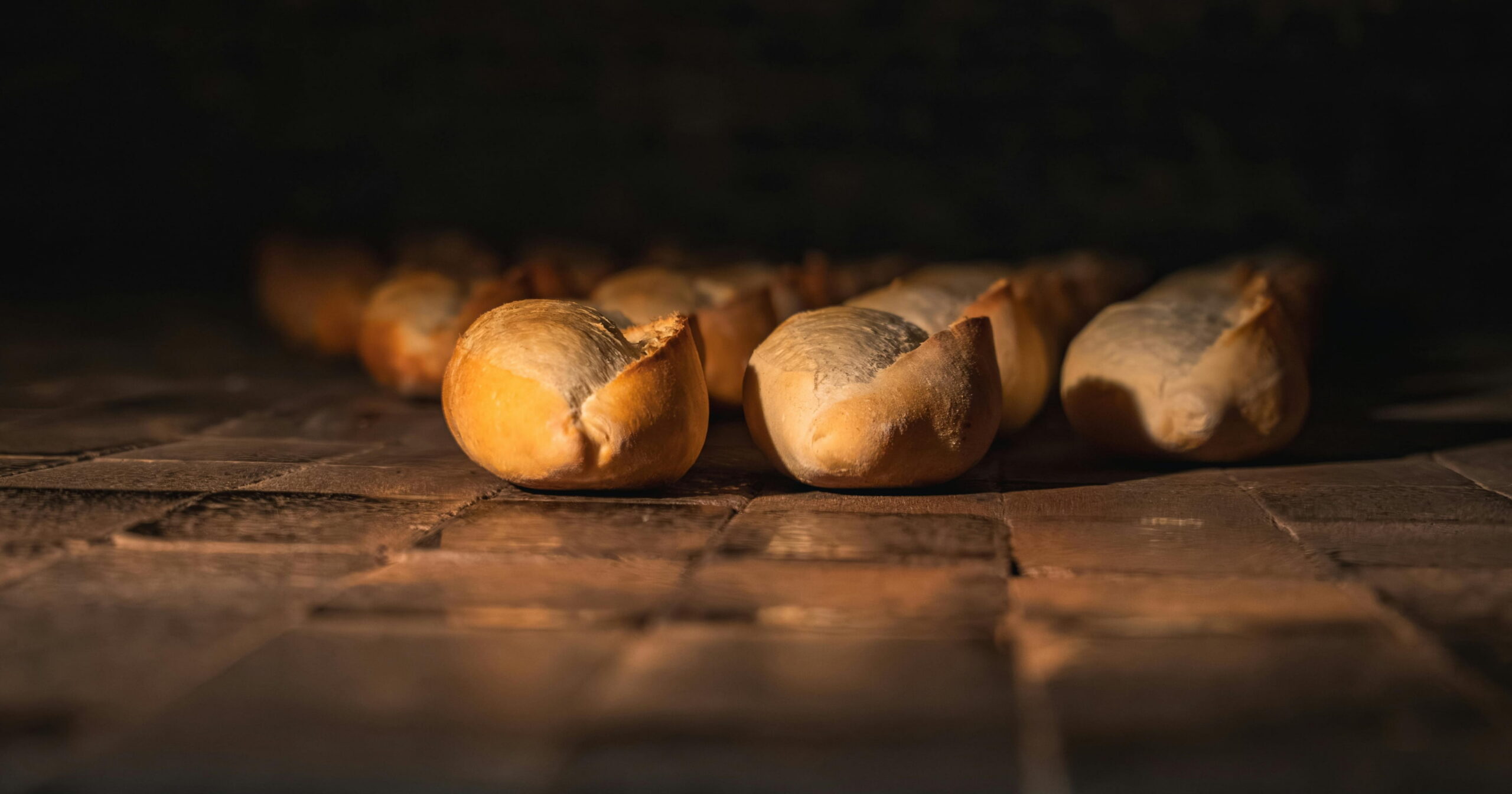 Divieto d’uso di termini quali artigiano e artigianale per prodotti non fabbricati da artigiani